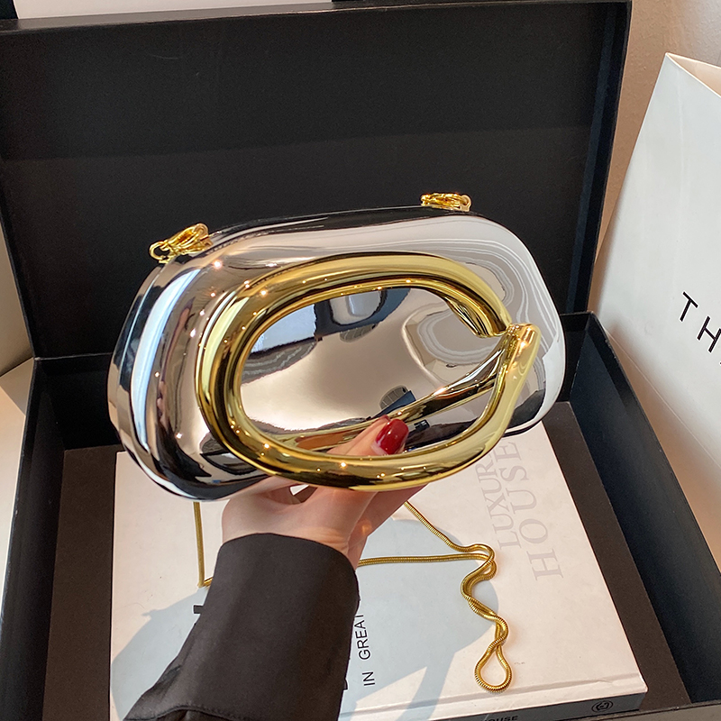 Altın Kapatma Kutusu Debriyaj  - Women Bags 2026 Trends incelemesi ve fiyatı